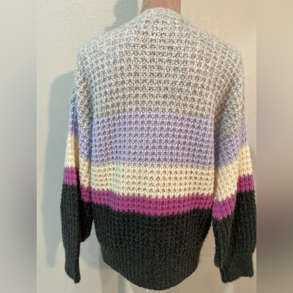 Universal Thread Sweater - image 4